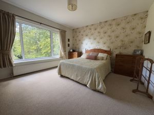 Photo 31- click for photo gallery